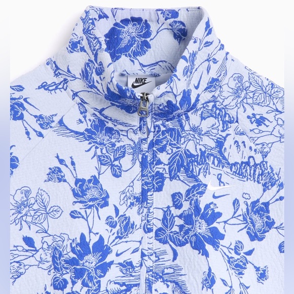 Nike Sportswear Collection Women's Oversized Jacquard Tracksuit Jacket - Picture 5 of 6